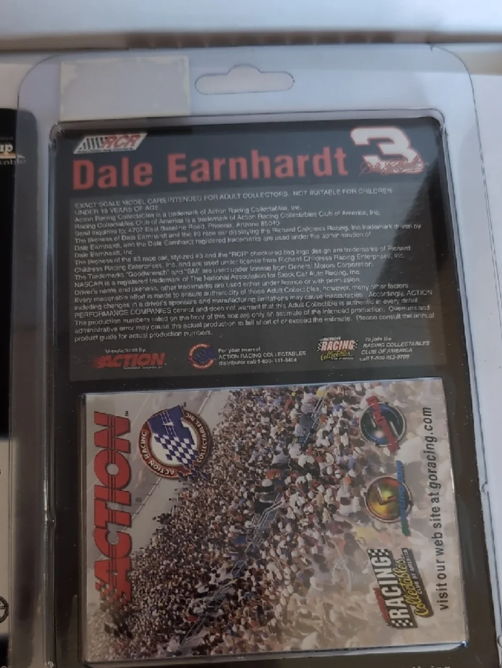 Dale Earnhardt Goodwrench #3 Black Die-Cast Car Set - Picture 6 of 7